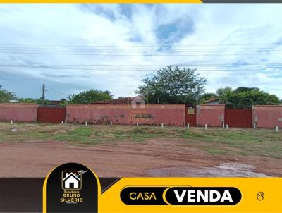 Casa para Venda, em Rolim de Moura, bairro Centro, 3 dormitrios, 3 banheiros