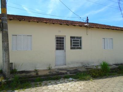 Casa para Locação, em Lorena, bairro Cabelinha, 2 dormitórios, 1 banheiro, 1 vaga