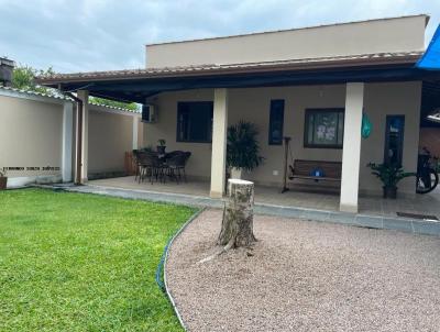 Casa para Venda, em Guapimirim, bairro Quinta Mariana, 3 dormitrios, 3 banheiros, 1 sute, 2 vagas