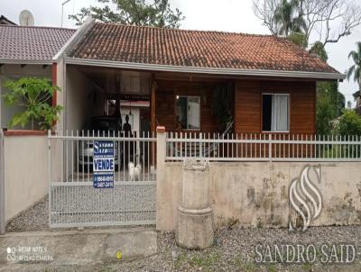 Casa para Venda, em Balnerio Barra do Sul, bairro Costeira, 3 dormitrios, 2 banheiros, 1 vaga