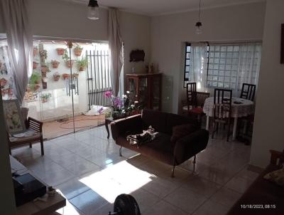Casa para Venda, em Ribeirão Preto, bairro Residencial e Comercial Palmares, 3 dormitórios, 2 banheiros, 1 suíte, 3 vagas