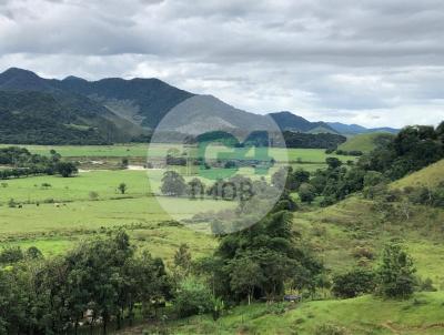 Stio para Venda, em Silva Jardim, bairro PIRINEUS, 4 dormitrios, 3 banheiros, 1 sute