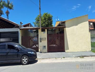 Casa para Locação, em Caraguatatuba, bairro Balneário dos Golfinhos, 1 dormitório, 1 banheiro, 2 vagas
