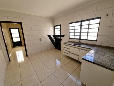 Casa para Venda, em Botucatu, bairro Jardim Monte Mor, 2 dormitrios, 1 banheiro, 2 vagas