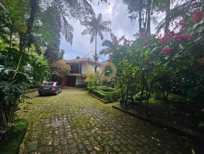 Casa Alto Padrão para Venda, em Teresópolis, bairro Granja Guarani, 5 dormitórios, 5 banheiros, 6 vagas