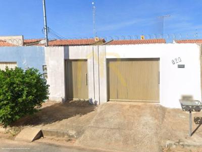 Casa para Venda, em Montes Claros, bairro Novo Jaragu, 2 dormitrios, 1 banheiro, 1 vaga