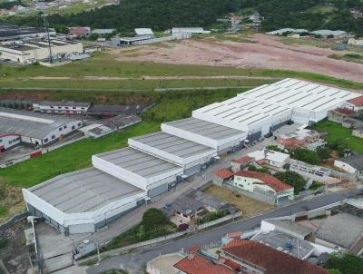 Galpo para Locao, em Caieiras, bairro Laranjeiras, 4 banheiros