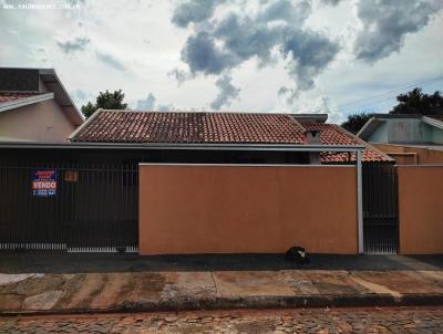 Casa para Venda, em Barbosa Ferraz, bairro Conjunto Perdizes, 3 dormitrios, 1 banheiro, 1 vaga