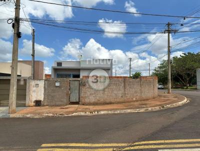 Casa para Venda, em Ourinhos, bairro Recanto dos Pssaros 3, 2 dormitrios, 1 banheiro, 1 vaga
