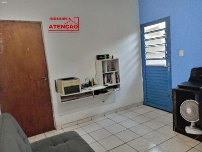 Casa para Venda, em So Jos dos Campos, bairro Conjunto Residencial Galo Branco, 2 dormitrios, 2 banheiros, 1 sute, 2 vagas