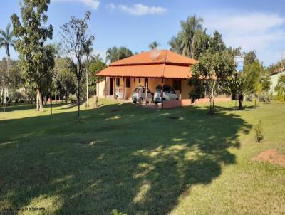 Chcara para Venda, em Uberlndia, bairro Chcaras Eldorado, 3 dormitrios, 2 banheiros, 1 sute, 10 vagas