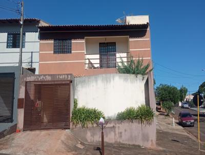 Casa para Venda, em Apucarana, bairro Jardim Aclimao, 3 dormitrios, 3 banheiros, 1 sute, 1 vaga