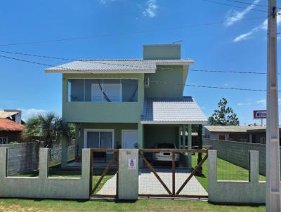 Casa para Venda, em Garopaba, bairro Araatuba, 3 dormitrios, 3 banheiros, 1 sute, 1 vaga