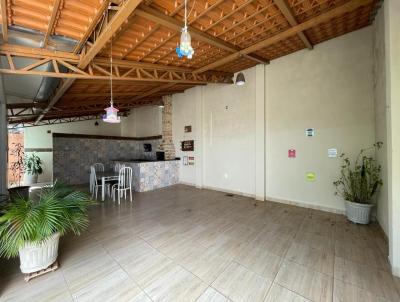 Casa para Venda, em Presidente Prudente, bairro Parque Residencial Funada, 6 dormitrios, 4 banheiros, 2 sutes, 4 vagas