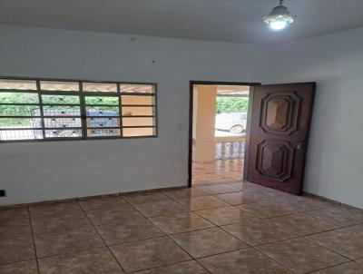 Casa para Venda, em Valinhos, bairro Vila Santana, 2 dormitrios, 1 banheiro, 3 vagas