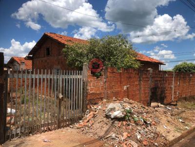 Casa para Venda, em So Joaquim da Barra, bairro Tancredo Neves