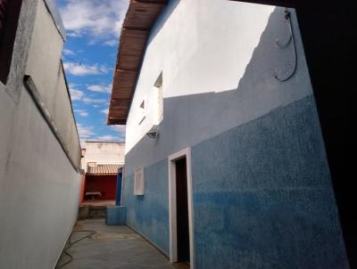 Sobrado para Venda, em Mogi das Cruzes, bairro Jardim Layr, 2 dormitrios, 3 banheiros, 2 vagas