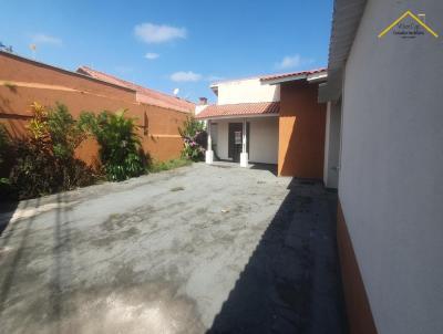 Casa na Praia para Venda, em Itanham, bairro Jardim Suaro, 2 dormitrios, 2 banheiros, 6 vagas