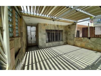 Casa para Venda, em So Paulo, bairro Planalto Paulista, 3 dormitrios, 4 banheiros, 1 sute, 2 vagas