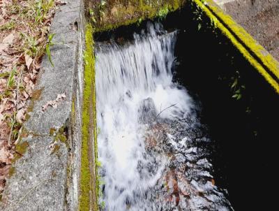 Stio para Venda, em Silva Jardim, bairro Imba, 2 dormitrios, 1 banheiro, 2 vagas