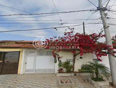 Casa para Venda, em Itanham, bairro Vila Loty, 2 dormitrios, 2 banheiros, 1 sute, 2 vagas