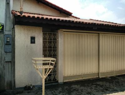Casa para Venda, em Mogi das Cruzes, bairro Alto do Ipiranga, 4 dormitórios, 3 banheiros, 2 vagas