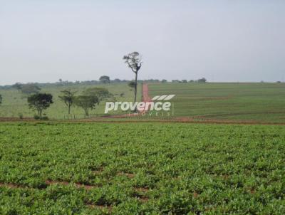 Fazenda para Venda, em Rancharia, bairro Centro, 3 dormitrios, 2 banheiros, 5 vagas