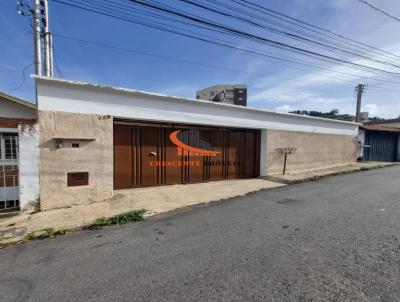 Casa para Venda, em Poos de Caldas, bairro Jardim Cascatinha, 3 dormitrios, 3 banheiros, 1 sute, 2 vagas