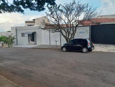 Casa para Venda, em Arapongas, bairro Jardim San Raphael I, 3 dormitrios, 1 banheiro, 2 vagas