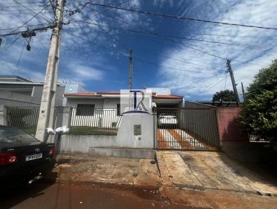 Casa para Venda, em Apucarana, bairro Jardim das Flores I, 3 dormitrios, 3 banheiros, 1 sute, 1 vaga