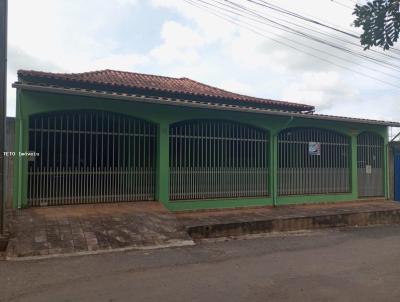 Casa para Venda, em So Joo del Rei, bairro Colnia do Maral, 3 dormitrios, 2 banheiros, 1 sute, 2 vagas
