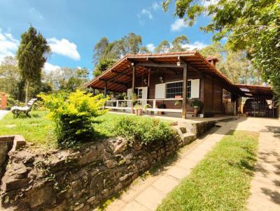 Casa para Venda, em Terespolis, bairro Fazenda Suia, 4 dormitrios, 2 banheiros, 1 sute, 4 vagas