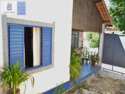 Casa para Venda, em Cachoeira Paulista, bairro Margem Esquerda, 3 dormitrios, 3 banheiros, 5 vagas