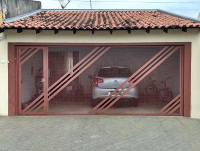 Casa para Venda, em Salto, bairro Jardim Celani, 3 dormitrios, 2 banheiros, 2 vagas