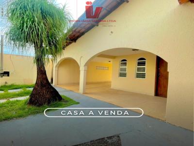Casa para Venda, em Quirinpolis, bairro Centro, 2 dormitrios, 1 banheiro, 1 sute, 2 vagas