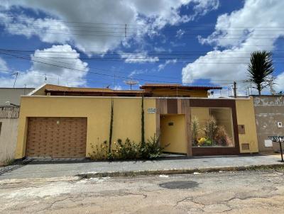 Casa para Venda, em Inhumas, bairro Setor Tarumã, 4 dormitórios, 5 banheiros, 4 suítes, 4 vagas