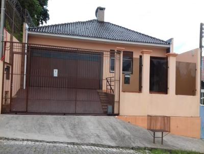 Casa para Venda, em Santa Cruz do Sul, bairro Renascena, 5 dormitrios, 3 banheiros, 2 sutes, 2 vagas