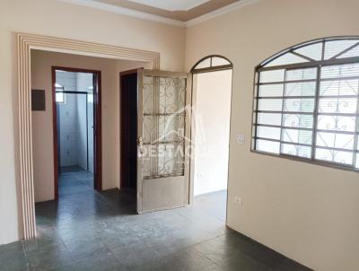 Casa para Locao, em Presidente Prudente, bairro Vila Formosa, 2 dormitrios, 1 banheiro, 3 vagas
