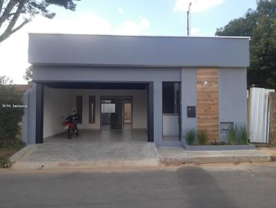 Casa para Venda, em So Joo del Rei, bairro Colnia do Maral, 3 dormitrios, 2 banheiros, 1 sute, 1 vaga