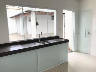 Casa para Locao, em Arcos, bairro SANTO ANTNIO, 3 dormitrios, 3 banheiros, 1 sute, 2 vagas