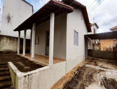 Casa para Venda, em Betim, bairro Filadlfia, 2 dormitrios, 1 banheiro, 2 vagas