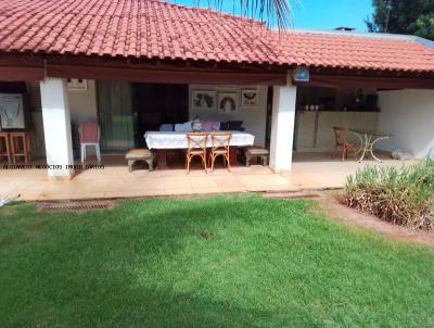 Casa para Venda, em Lenis Paulista, bairro Jardim Itamaraty, 3 dormitrios, 3 banheiros, 1 sute, 4 vagas