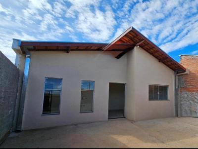 Casa para Venda, em Leme, bairro Jardim Flrida, 1 dormitrio, 1 banheiro, 2 vagas