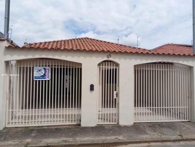 Casa para Locao, em So Joo del Rei, bairro Colnia do Maral, 3 dormitrios, 2 banheiros, 1 sute, 3 vagas