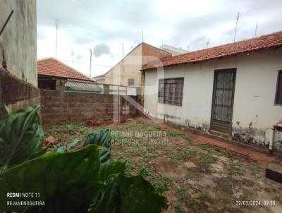 Casa para Venda, em Lenis Paulista, bairro Vila Nossa Senhora Aparecida, 3 dormitrios, 2 banheiros, 1 vaga