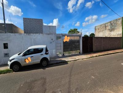 Casa para Venda, em Campo Grande, bairro Tiradentes, 3 dormitrios, 4 banheiros, 1 sute