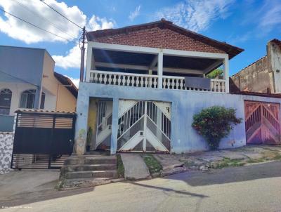 Casa para Venda, em Governador Valadares, bairro Esperana, 3 dormitrios, 2 banheiros, 1 sute, 2 vagas