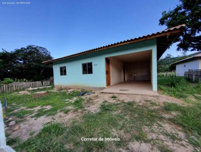 Casa para Venda, em Paulo Lopes, bairro Bom Retiro, 2 dormitrios, 1 banheiro, 2 vagas