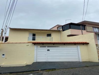 Sobrado para Locao, em Santo Andr, bairro Vila Helena, 3 dormitrios, 4 banheiros, 1 sute, 3 vagas