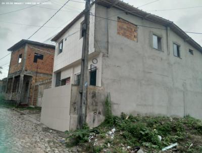 Casa Duplex/Usada para Venda, em Salinas da Margarida, bairro CONCEIO DE SALINAS, 4 dormitrios, 2 banheiros, 1 vaga